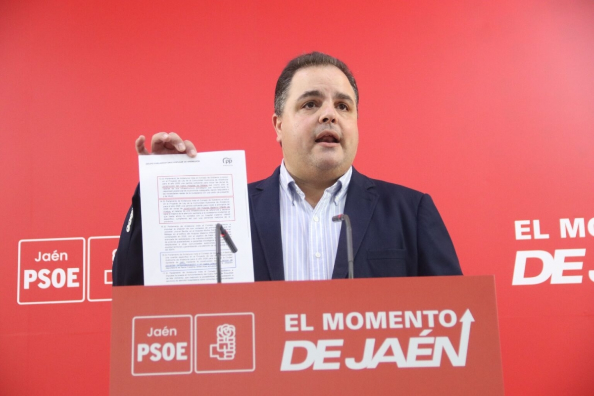 El PSOE denuncia que el PP prioriza hospitales en Málaga y Huelva
