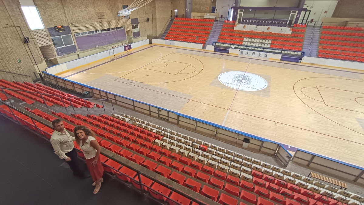  Adjudican la reparación de las cubiertas del pabellón de La Salobreja 