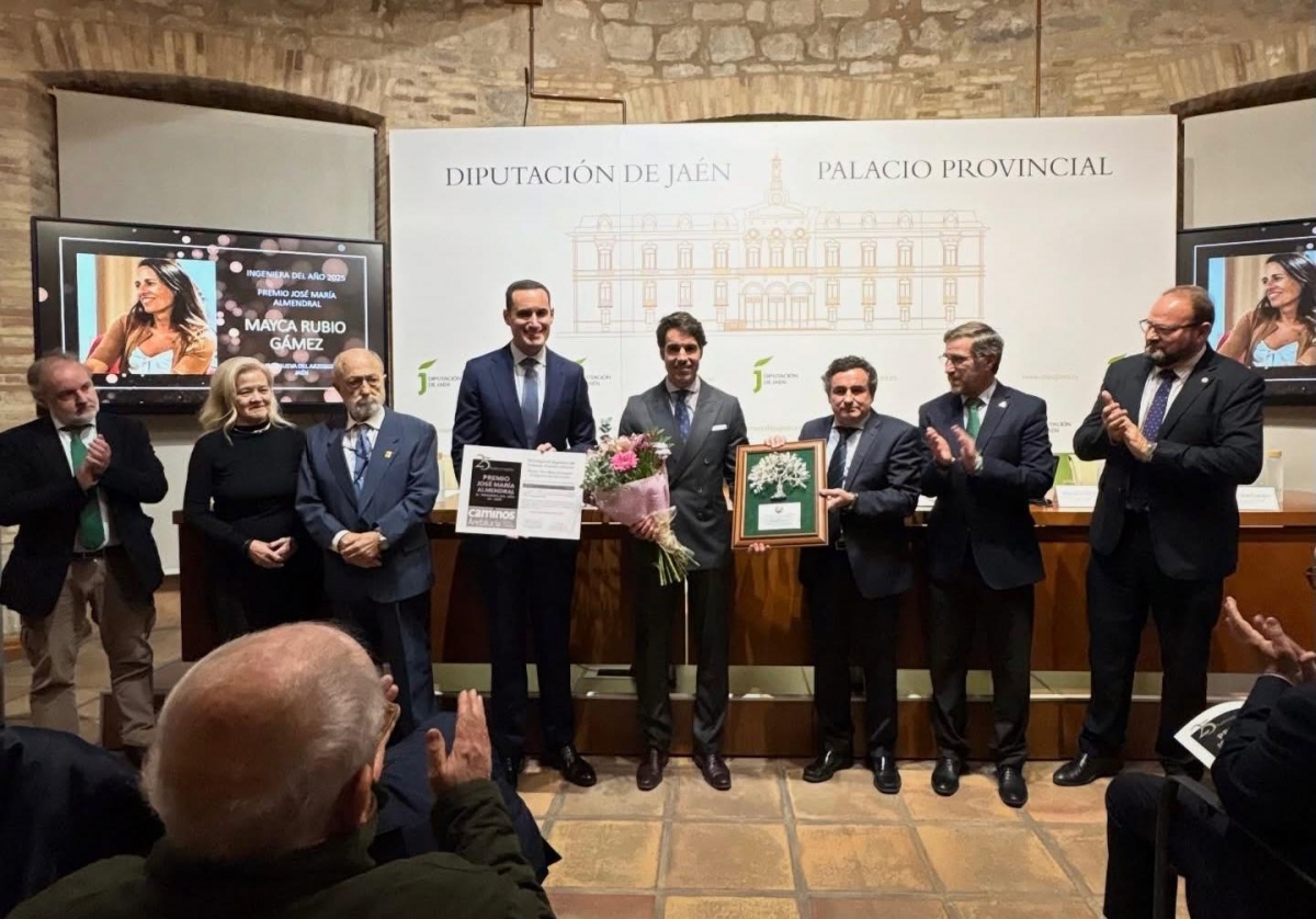  La ingeniera Mayca Rubio recibe el Premio José María Almendral 