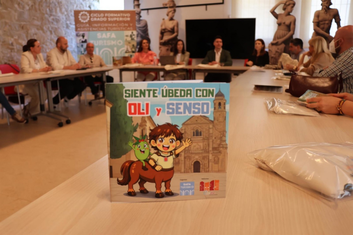  Úbeda presenta una guía infantil para dar a conocer su patrimonio 