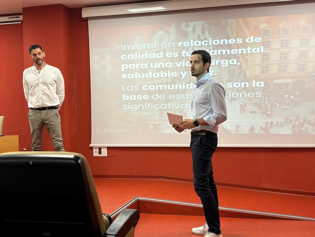  La UJA estrena la iniciativa 'Alumni en red: compartiendo logros' 