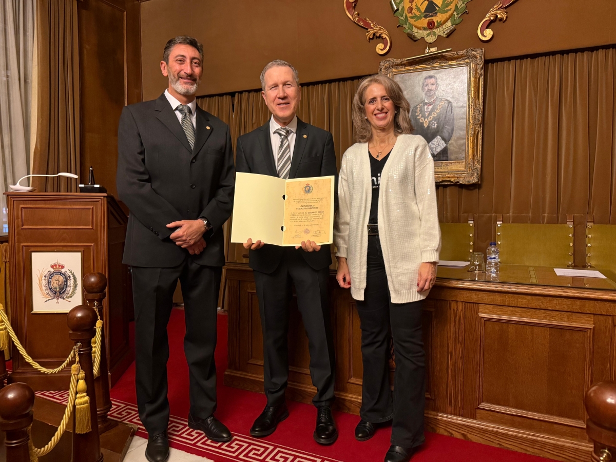  Gerardo Pérez, Académico de la Real Academia de Medicina andaluza 