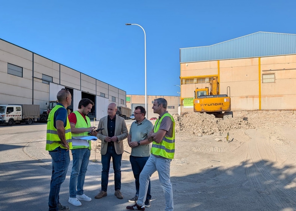 Castillo de Locubín ya cuenta con un punto de residuos de la construcción 