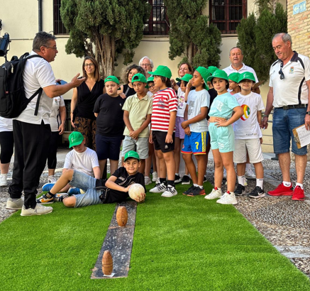  Escolares de la capital participan en un taller de bolos serranos 