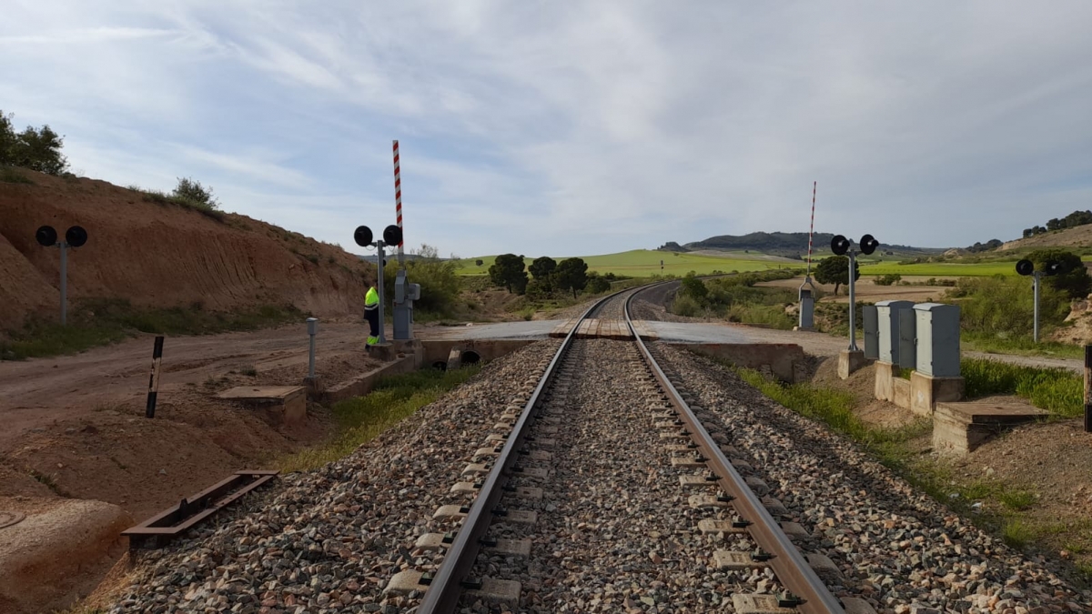  Transportes destina 4,6 millones a mejorar pasos a nivel en la provincia 