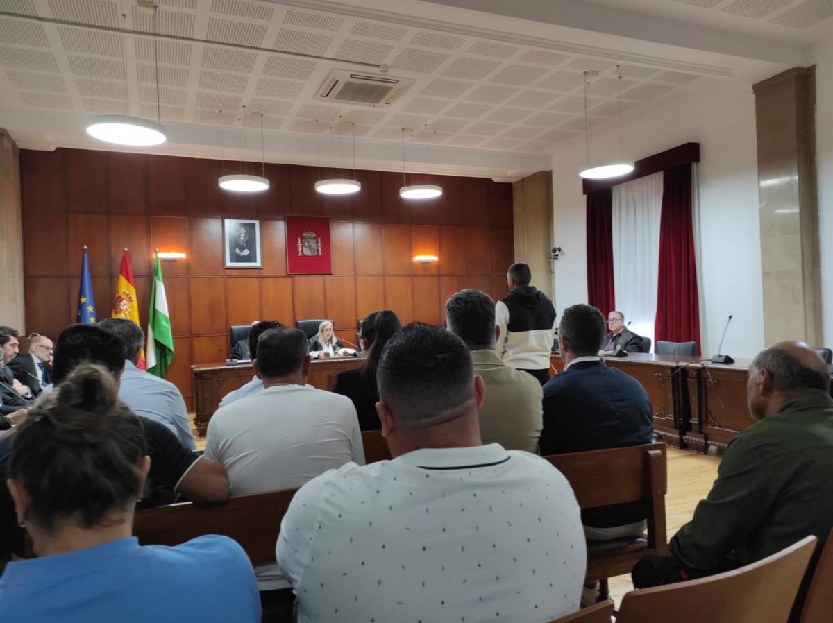 Rebajan penas a acusados de explotar a trabajadores agrícolas