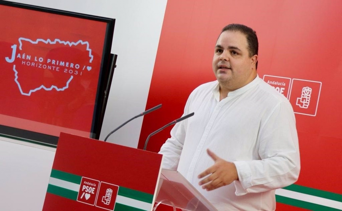  El PSOE acusa a la Junta de "desmantelar" los servicios públicos 
