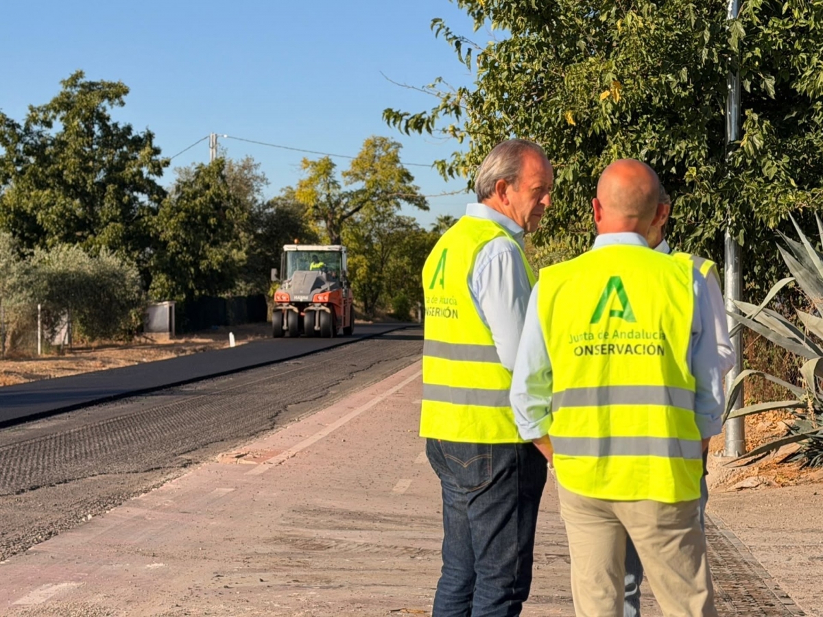  Mejoran un tramo de la carretera del Santuario de la Virgen de la Cabeza 