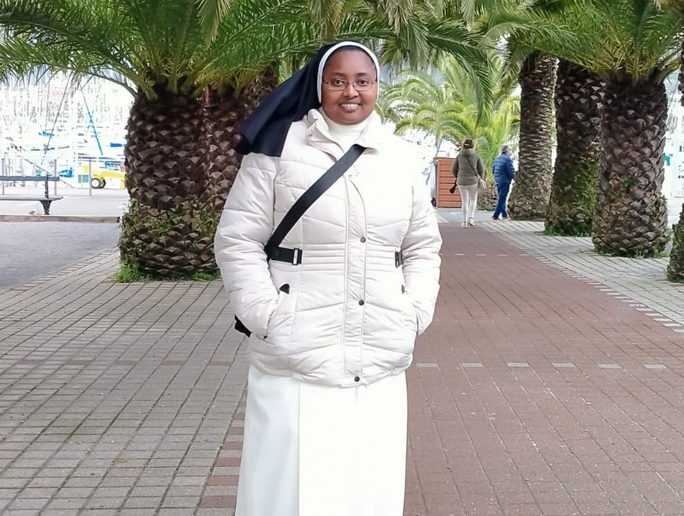 Salomé, la monja misionera que quiere estudiar una carrera