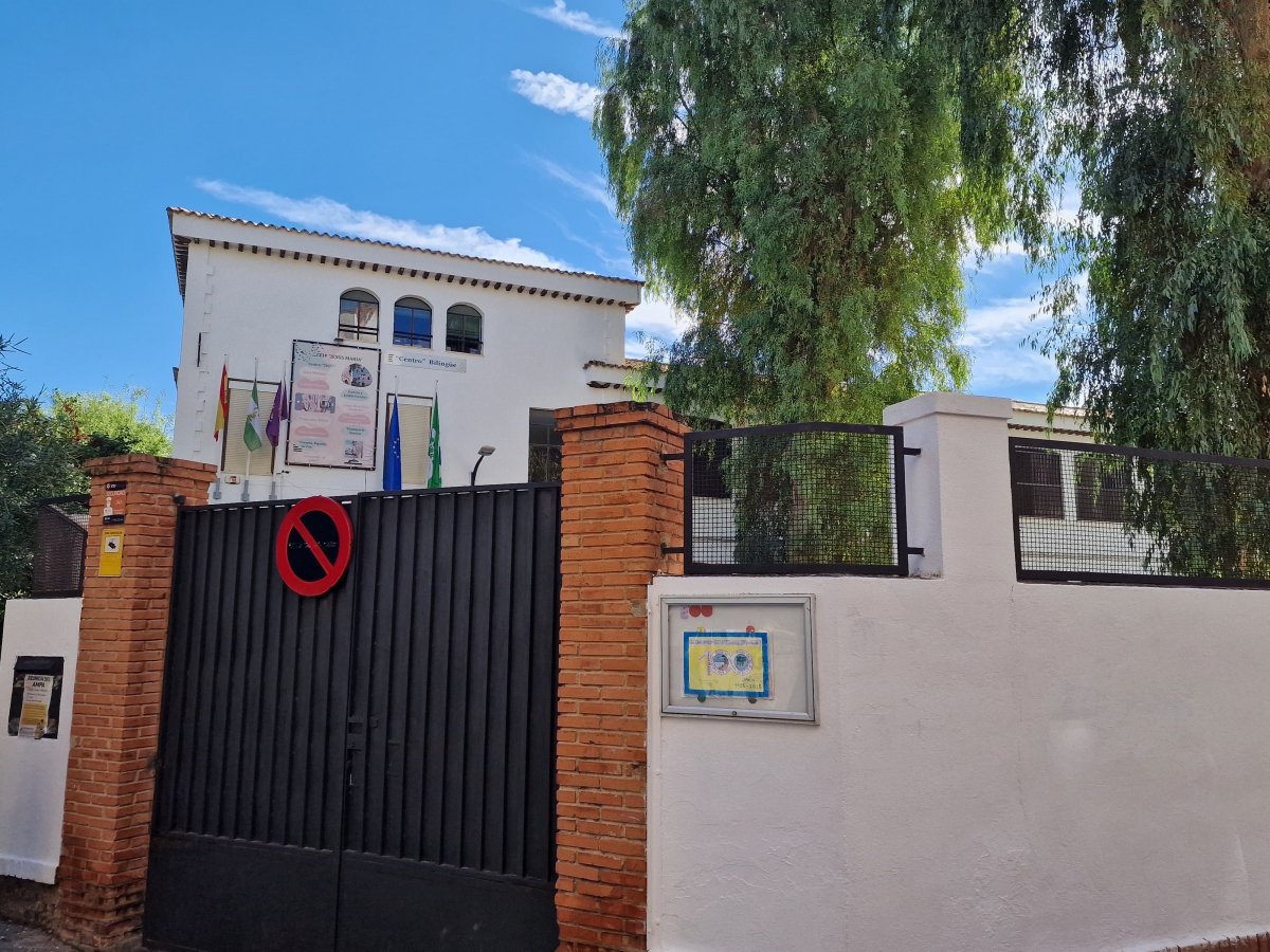 El colegio Jesús María ya tenía un módulo cerrado por grietas