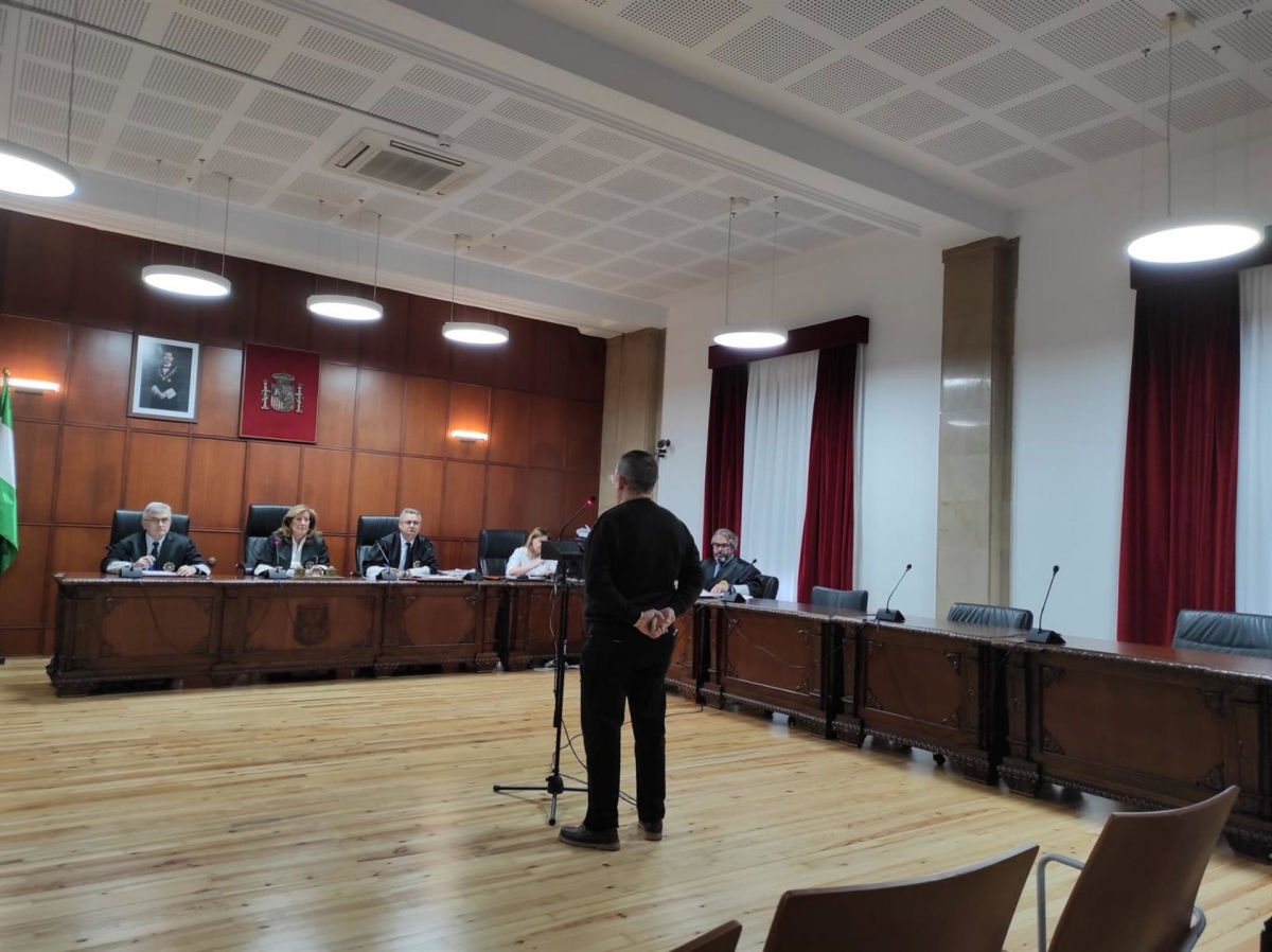 El acusado de violar a su hija de 10 años lo niega y ella se desdice