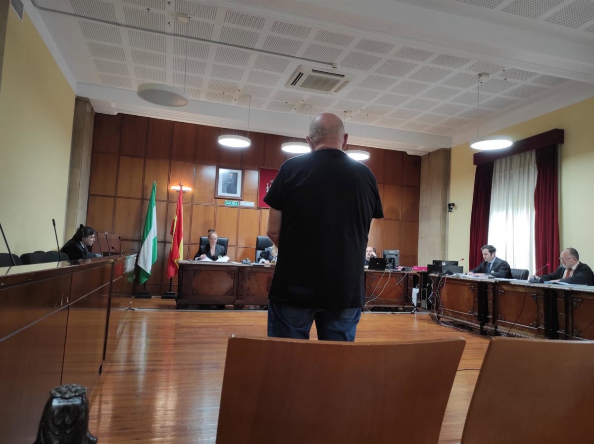 Rebaja de condena para un expolicía que violó y maltrató a su expareja 