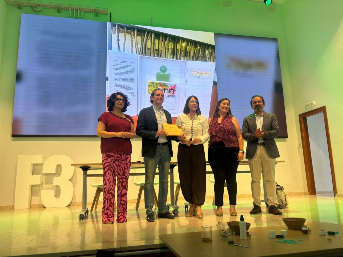  El Cortijo El Madroño recibe el Sello de Oro de ASEM al mejor packaging 