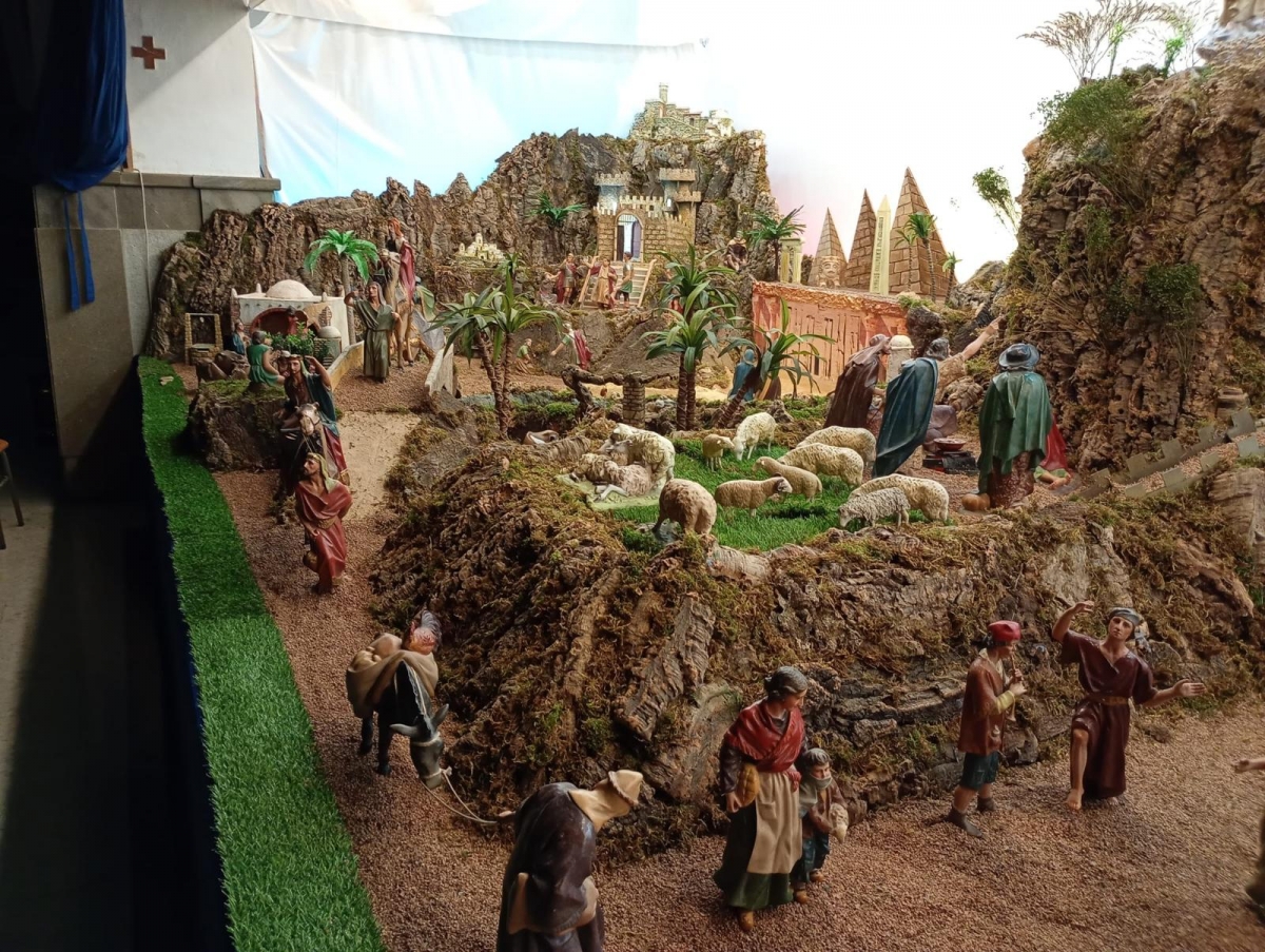 Torredonjimeno luce su belén “italiano” en la iglesia de Santa María 