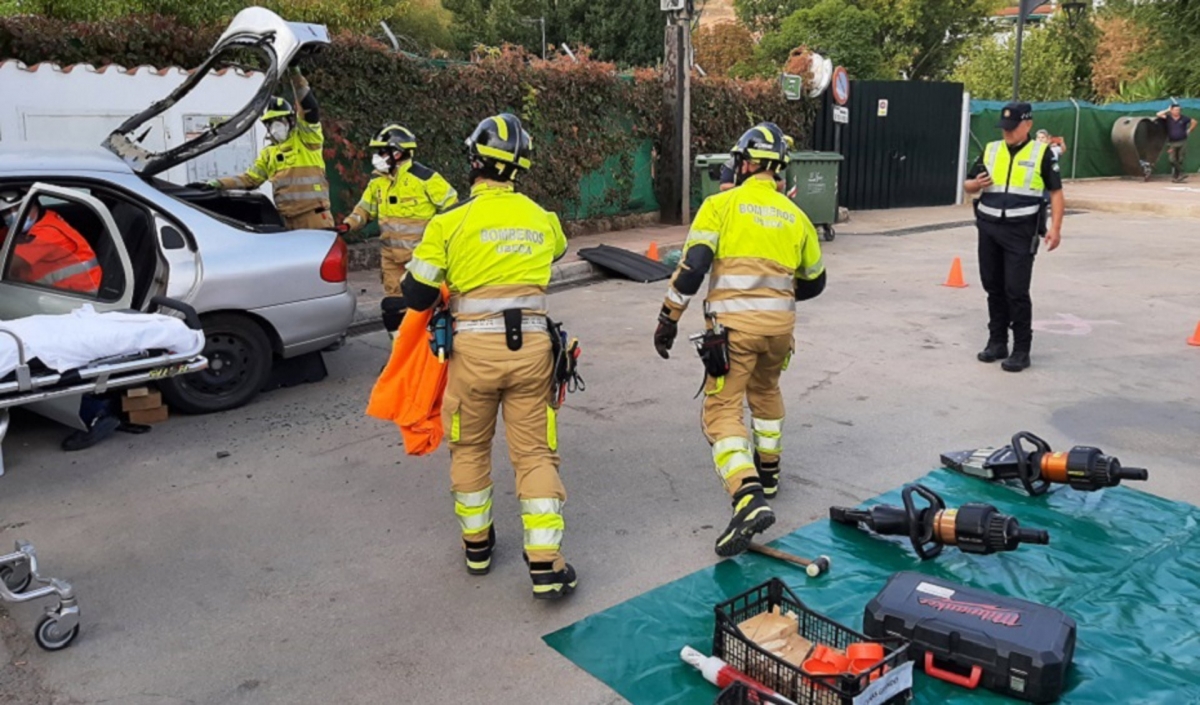  Tres personas afectadas por inhalación de humo tras un incendio en Lupión 