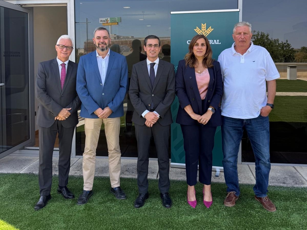  Constructores y Caja Rural sellan una alianza para impulsar el sector 