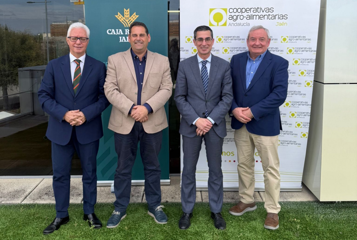  Caja Rural y Cooperativas Agroalimentarias sellan su alianza 