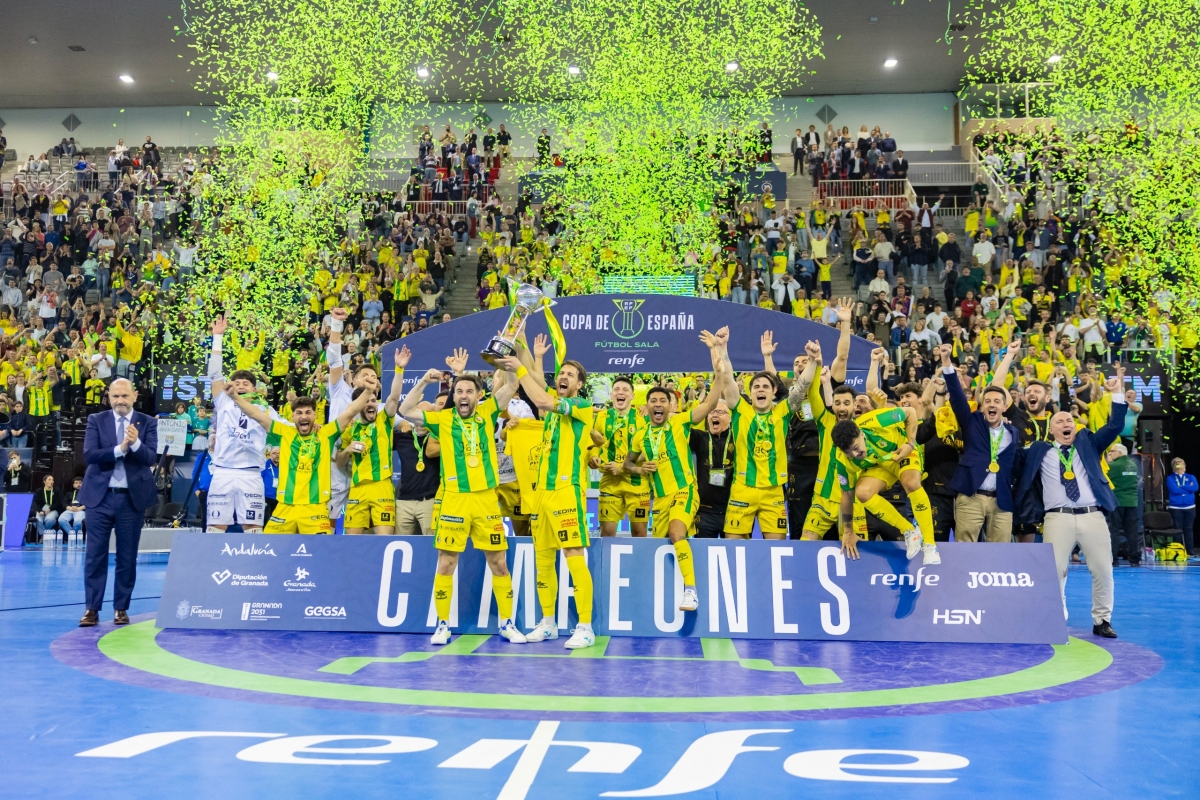  El Ayuntamiento aplaude la épica victoria del Jaén Paraíso Interior 