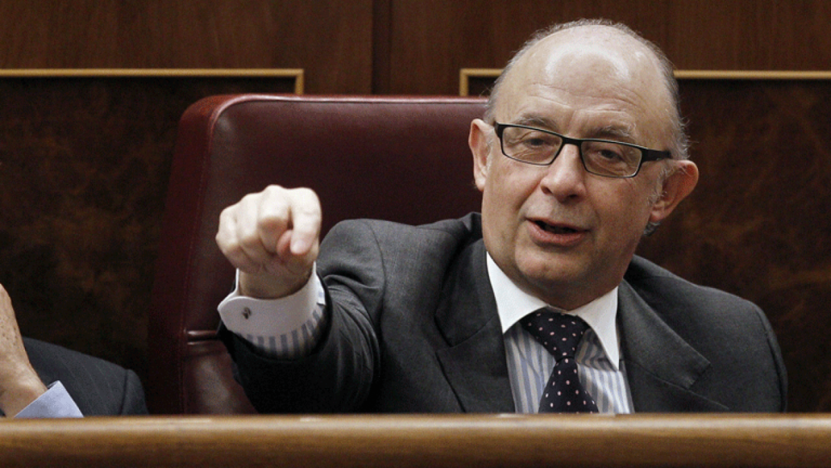 Cristóbal Montoro, imputado por presunto trato de favor a empresas del gas