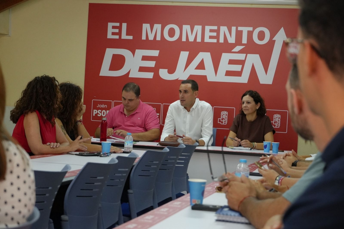  El PSOE acusa a la Junta de "acoso y derribo" a la sanidad pública 
