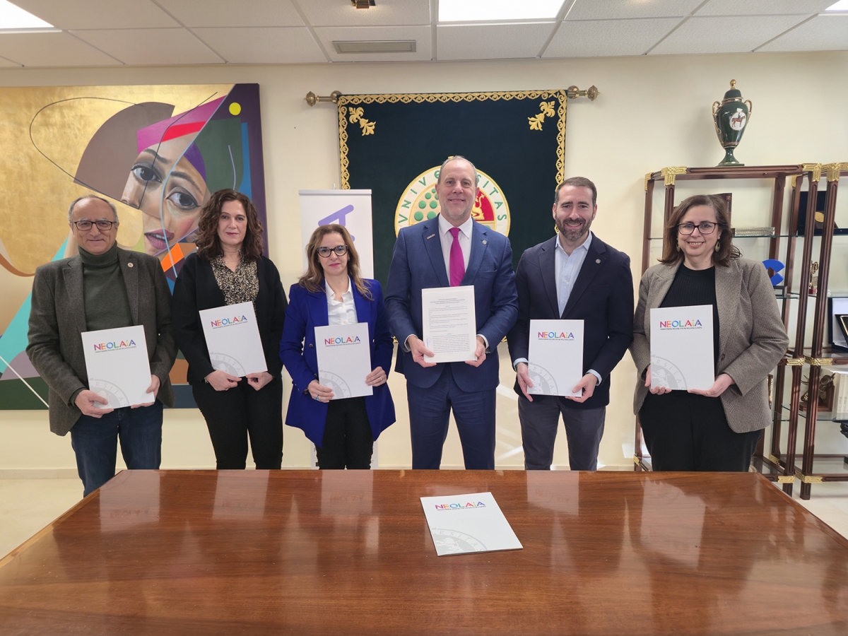  NEOLAiA lanza su primer grado conjunto en Salud Global 