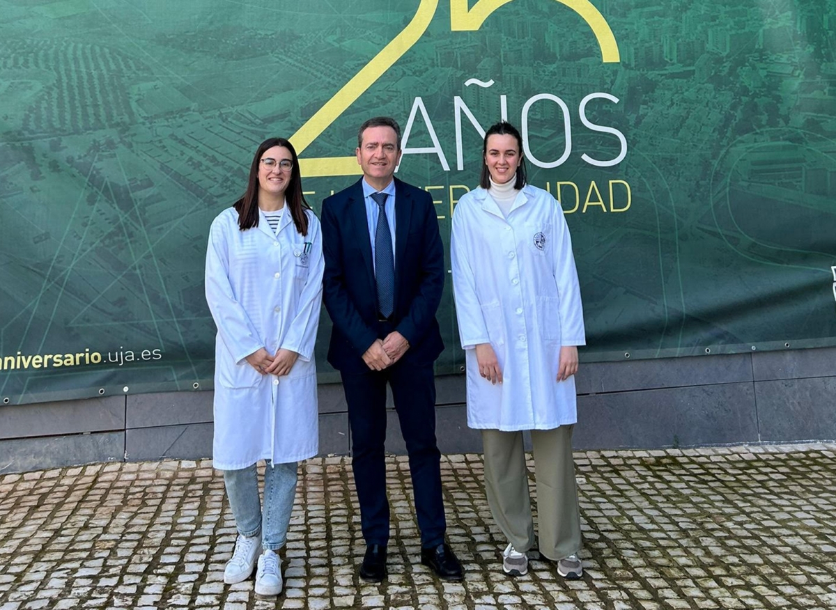  La UJA impulsa tintes textiles sostenibles a partir de algas marinas 