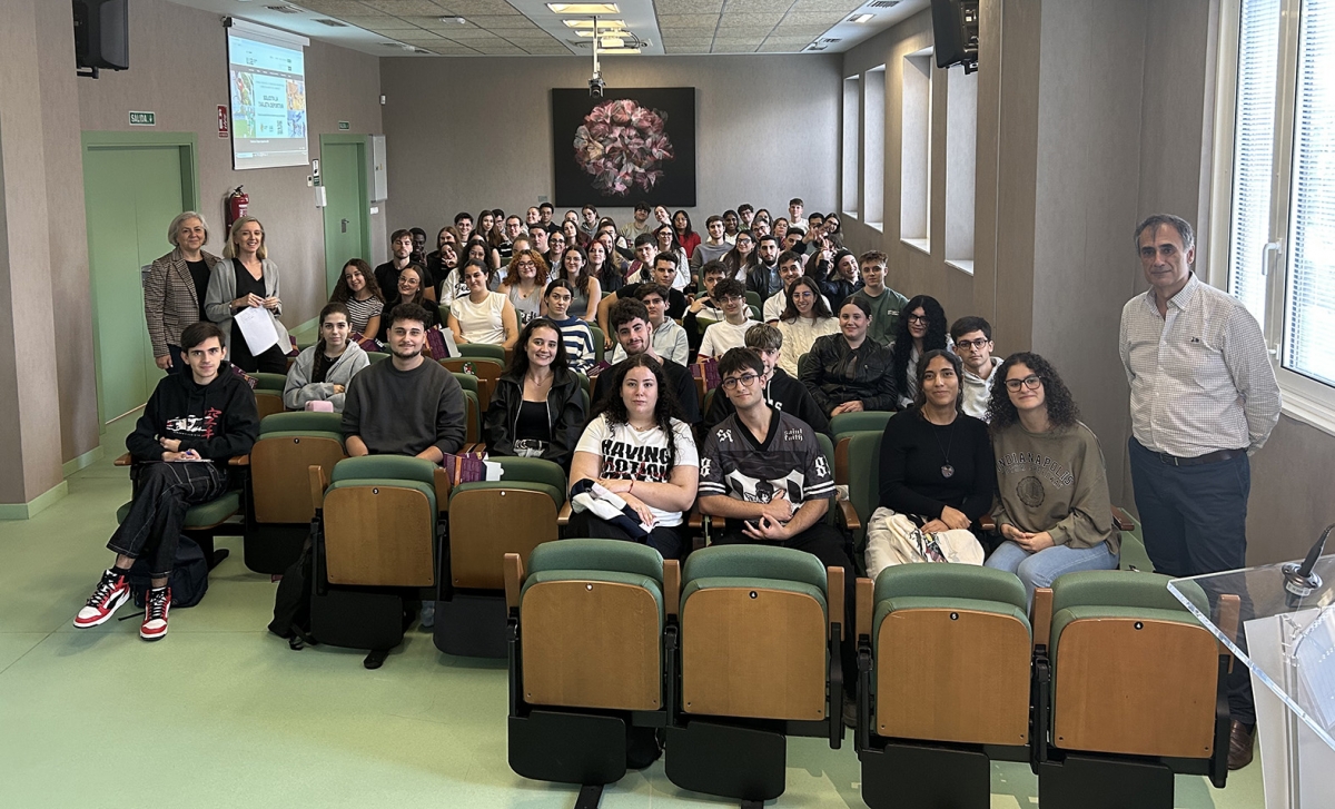 La UJA forma a sus representantes estudiantiles en liderazgo activo