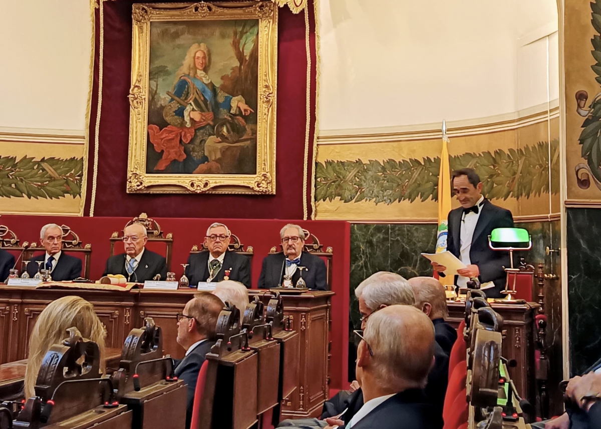  Benedicto Crespo ingresa en la Real Academia Nacional de Medicina 