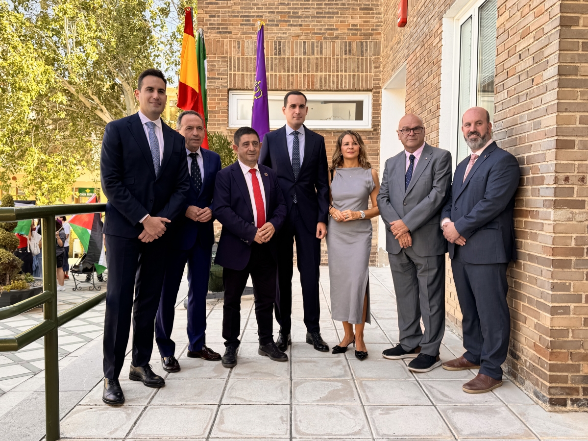 Latorre destaca la UJA como orgullo de Jaén y apuesta por su futuro