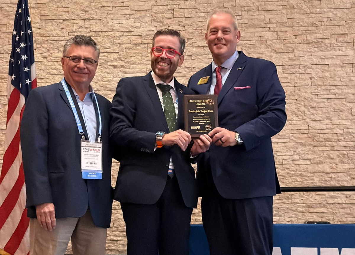  NAEMT premia al enfermero jiennense Javier Rodríguez Atienza 