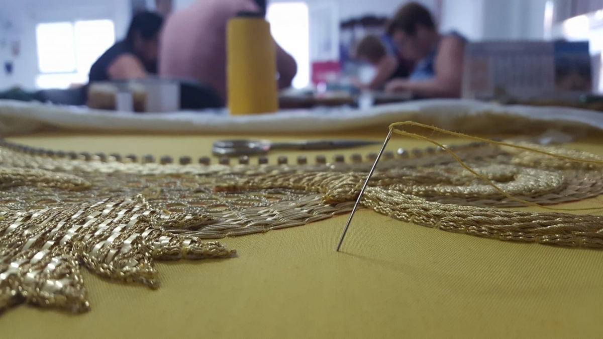  Roban unas 300 piezas y carretes de oro en un taller de Semana Santa 