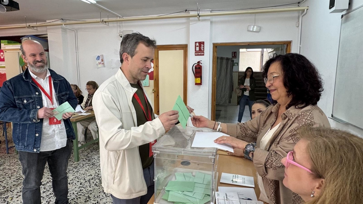  Julio Millán (PSOE) apuesta por el adelanto de las Generales 
