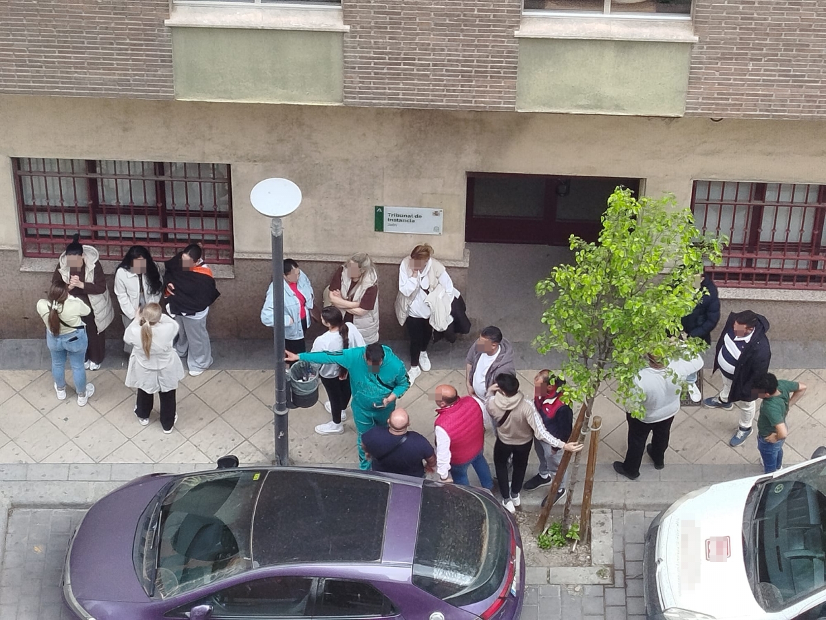  Expectación en un sábado en el Juzgado de Menores de Jaén 