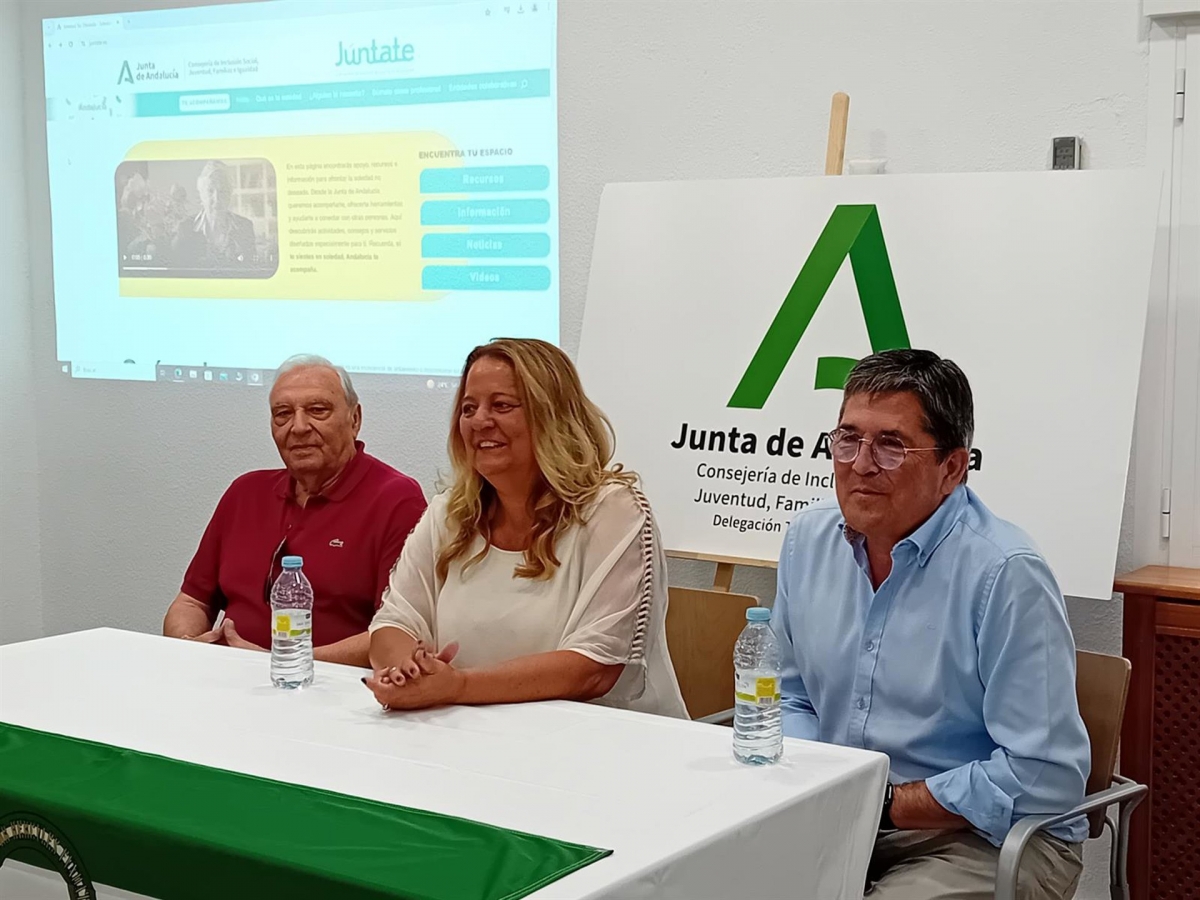 'Júntate', una web para combatir la soledad no deseada de los mayores