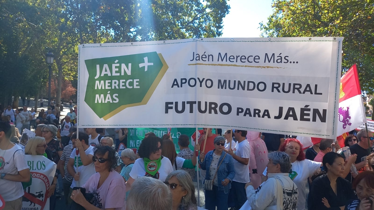  JM+ participa en Madrid en la marcha en defensa del mundo rural 