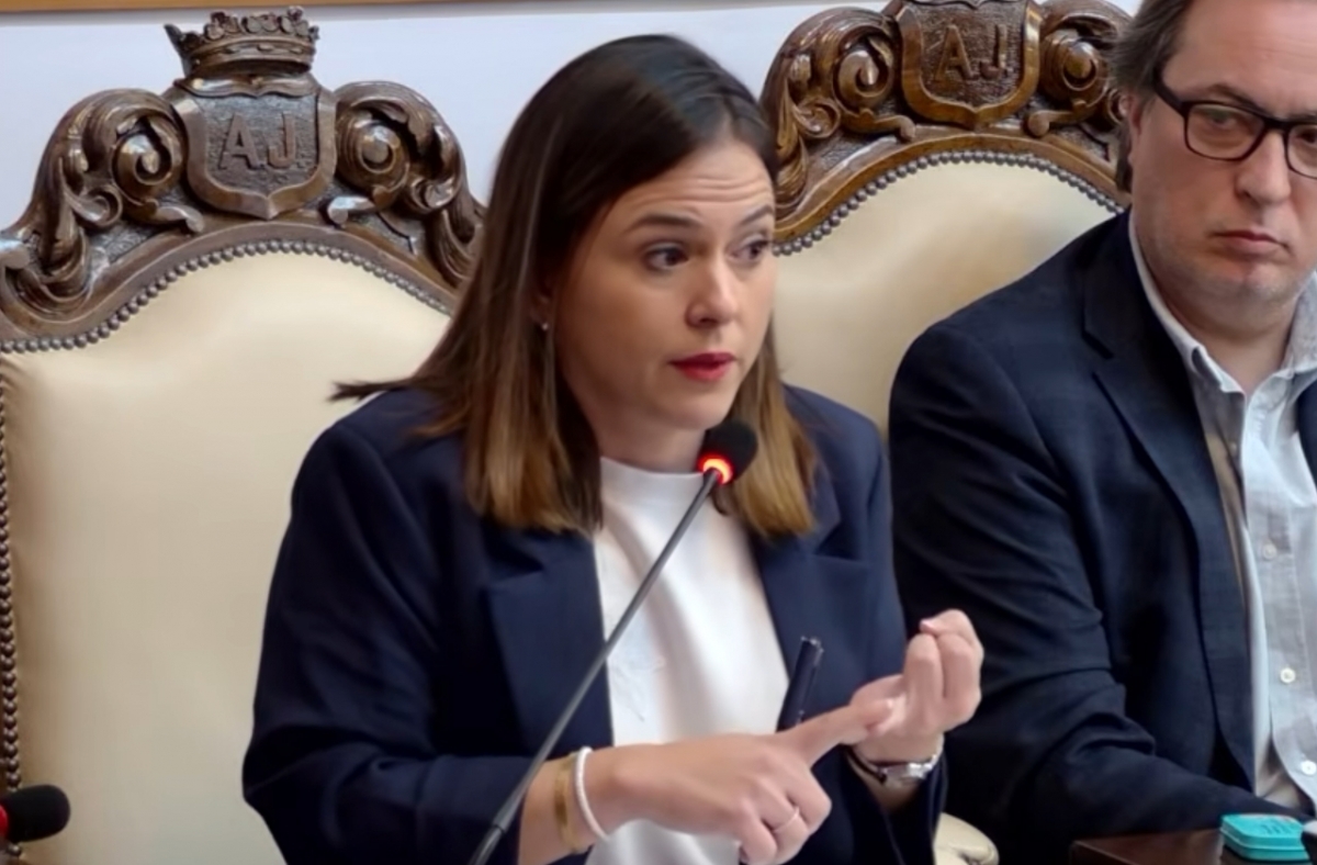  Ángeles Díaz deja el Ayuntamiento para centrarse en el Parlamento 