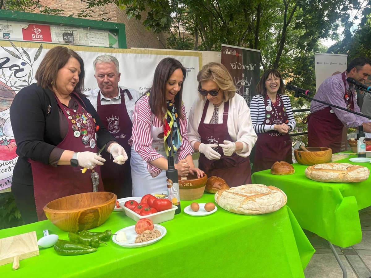  La UJA celebra una gran 'pipirranada' 