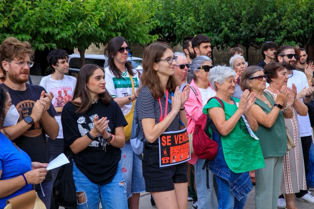 Solicitan parar el desahucio de una familia con dos menores este martes 
