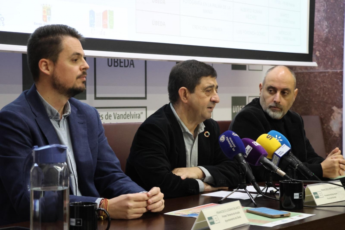  El programa UNED Sénior ofrecerá cursos en Úbeda, Linares y Martos 