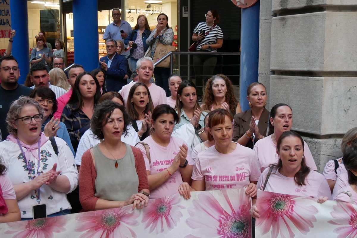 El PSOE respalda la protesta por la “negligencia” en el cribado de mama