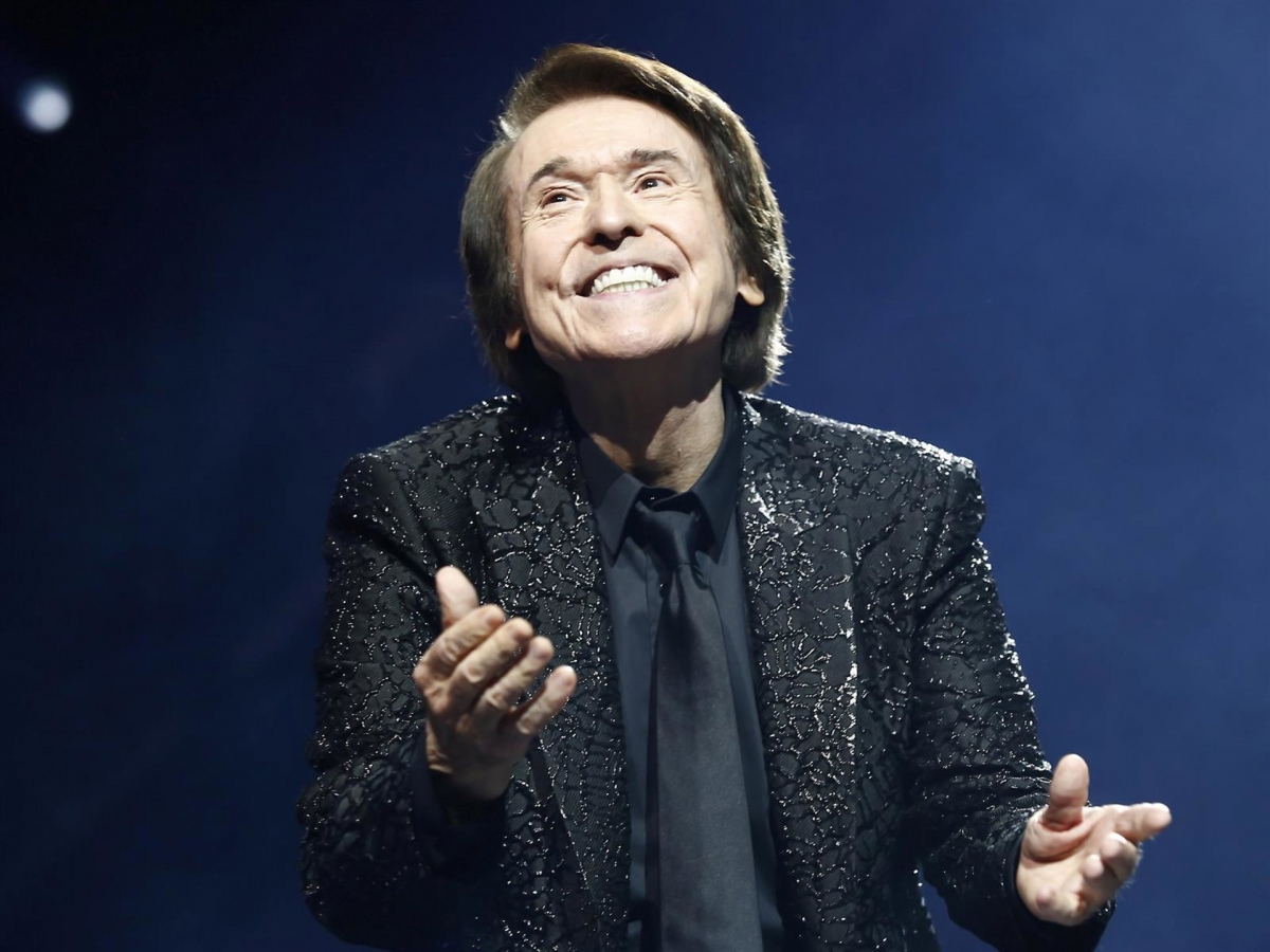  El Auditorio Municipal de Linares llevará el nombre del cantante Raphael 