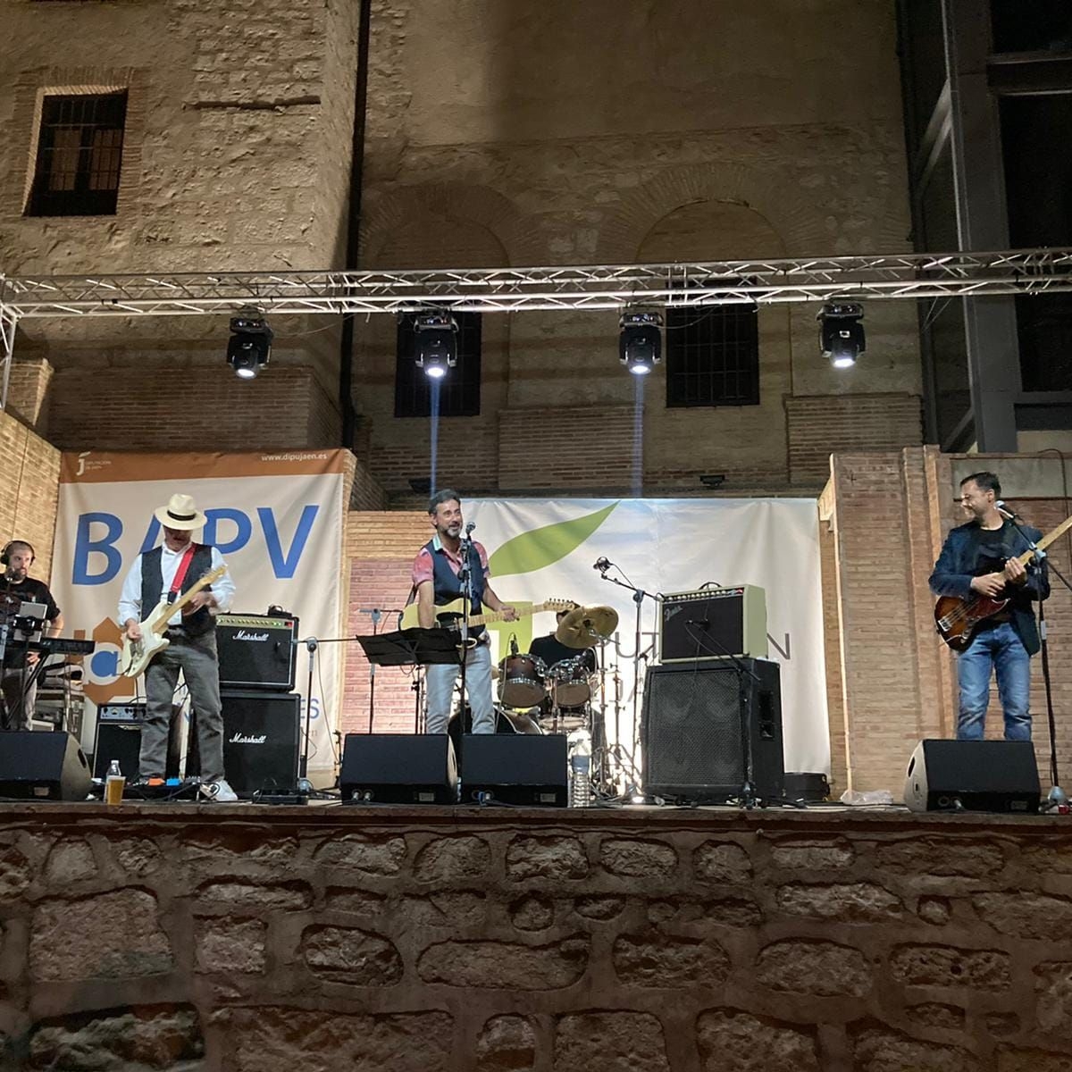 Los Ciclos de Rock arrancan septiembre en los Baños Árabes