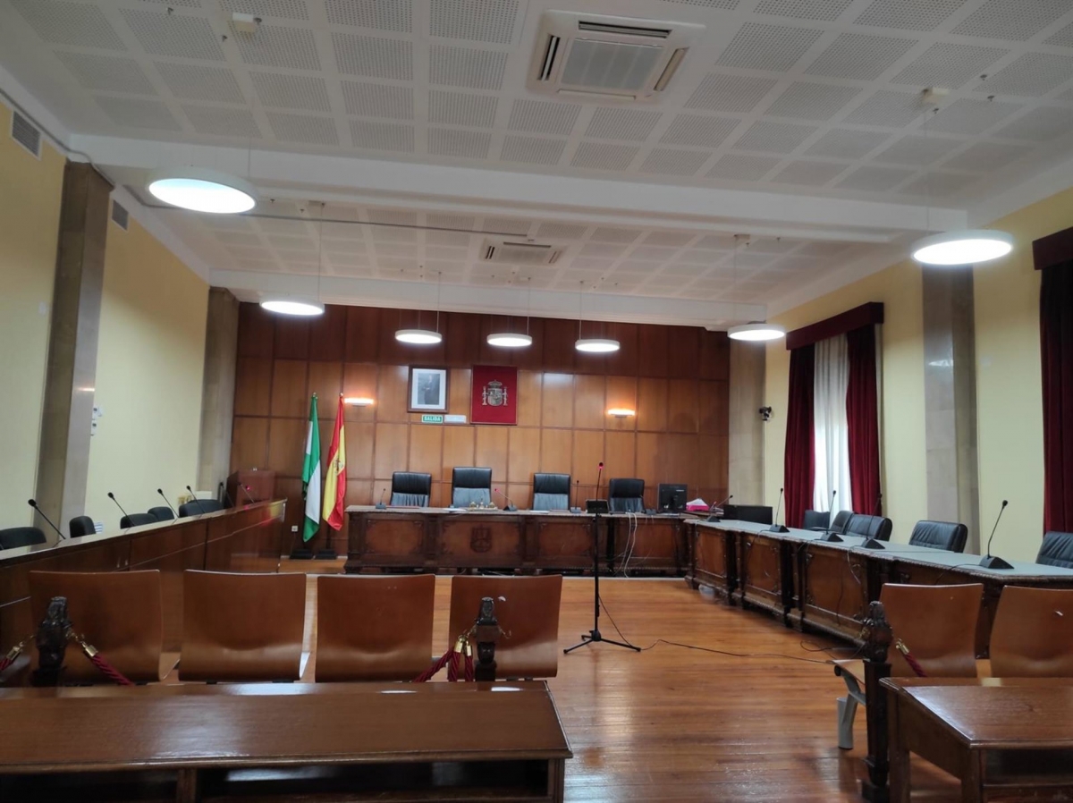 La Audiencia juzga este martes al acusado de violar a su hija de 10 años