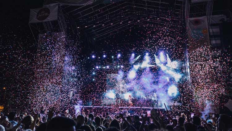  Sentir Baeza 2026 desvela su cartel por días y enciende el verano cultural 