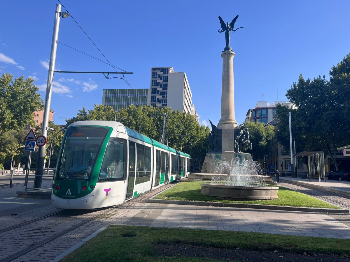  Cuatro empresas optan al contrato para operar con el tranvía de Jaén 