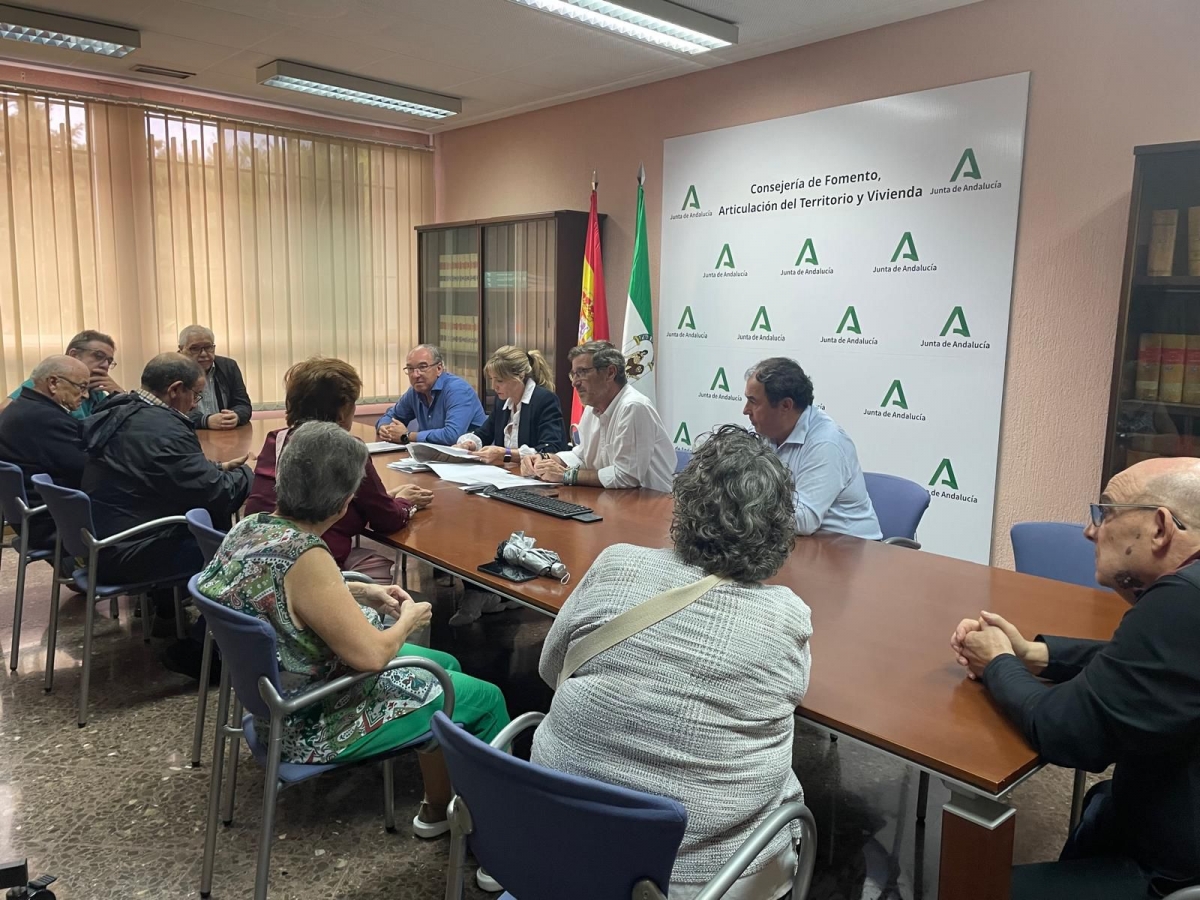  Vecinos de El Valle celebran el arreglo de filtraciones en diez edificios 