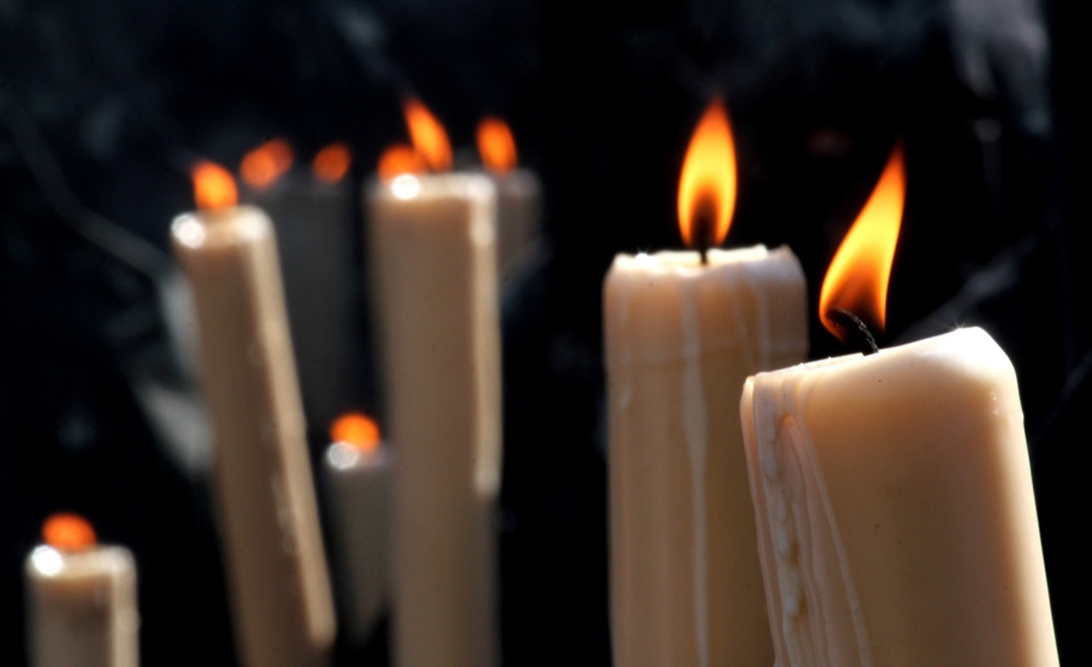  Las hermanos de luz no llevarán porta velas en la Semana Santa 