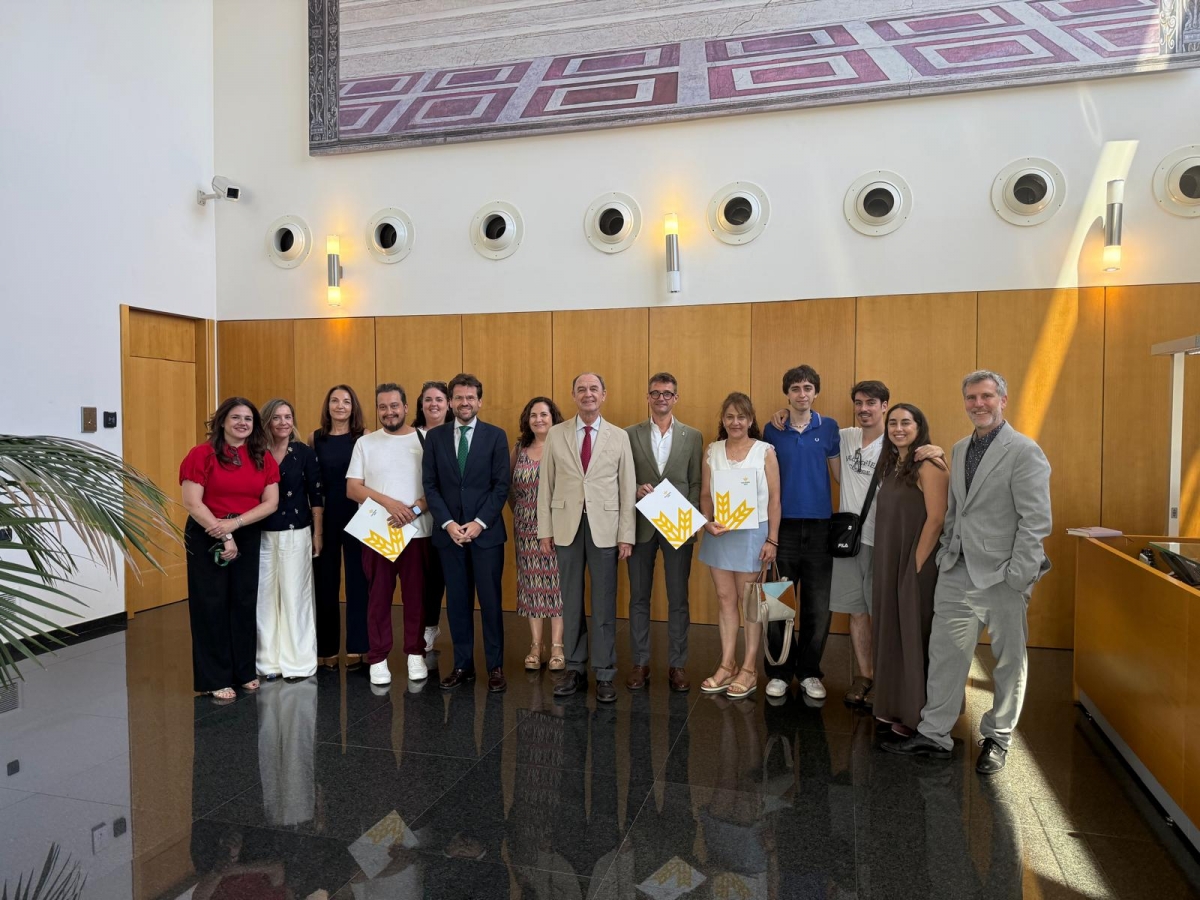  Caja Rural de Jaén entrega sus donaciones de voluntuariado 