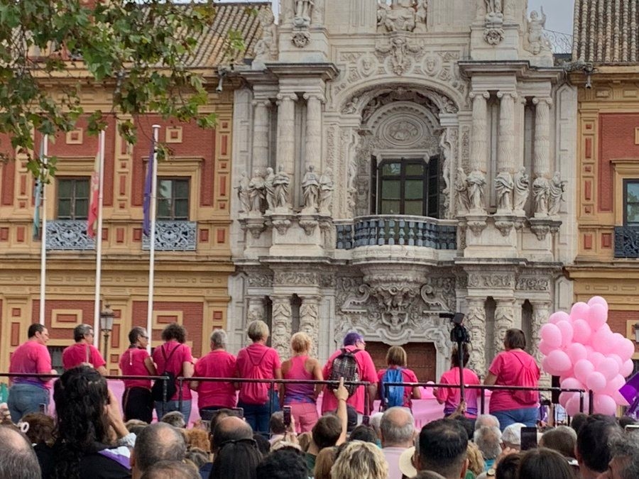 El Expositor: Hora del cambio o cambio de hora