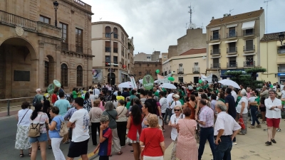  500 personas se movilizan en Linares por una educación pública digna 